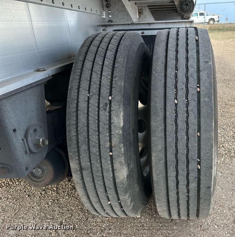 image for item ER8905 2017 Great Dane FXP-0024-00048 flatbed trailer