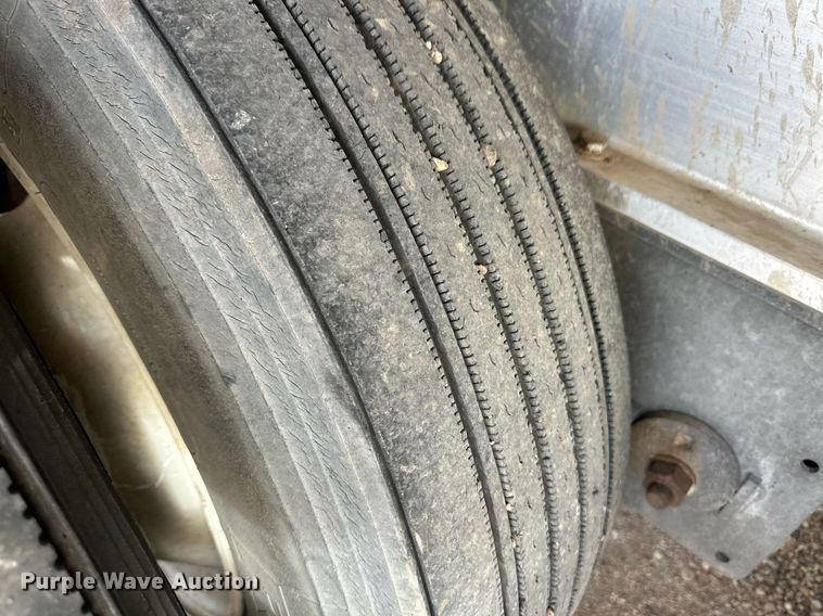 image for item ER8905 2017 Great Dane FXP-0024-00048 flatbed trailer