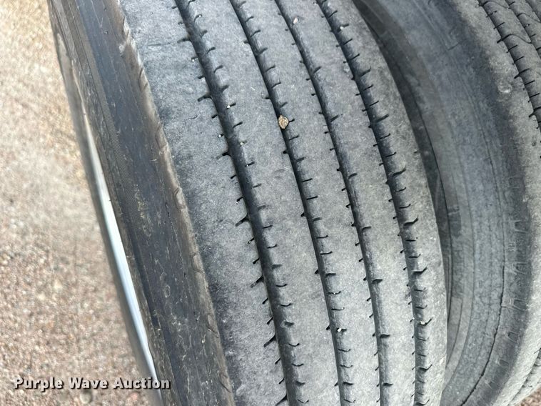 image for item ER8905 2017 Great Dane FXP-0024-00048 flatbed trailer