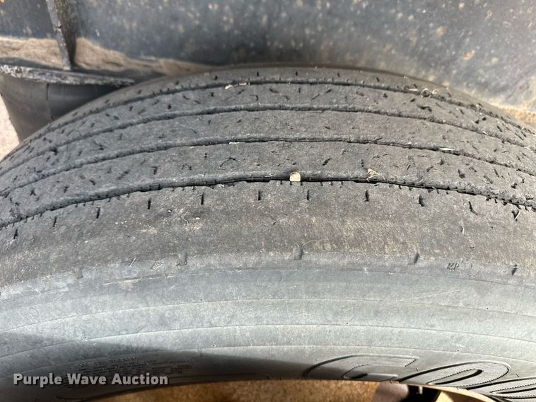 image for item ER8906 2000 Dorsey DGTC-48 flatbed trailer