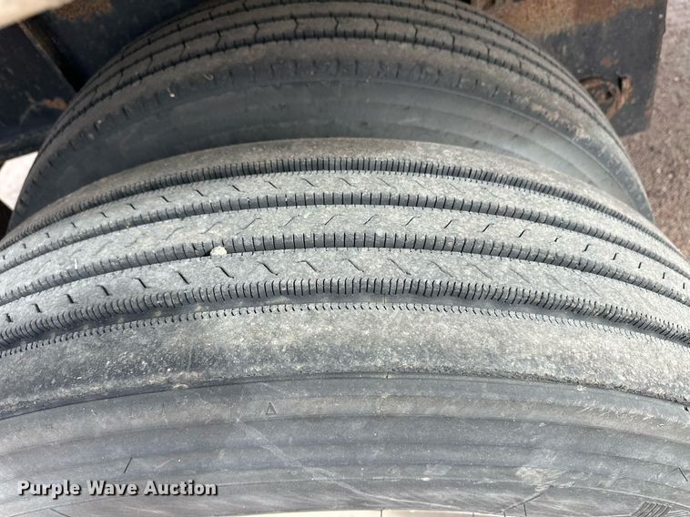 image for item ER8906 2000 Dorsey DGTC-48 flatbed trailer