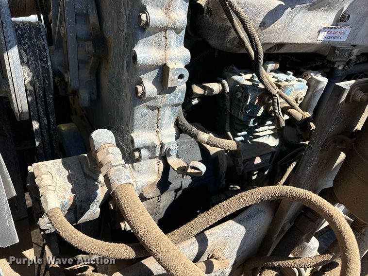 image for item ER8935 1993 Kenworth T600 semi truck