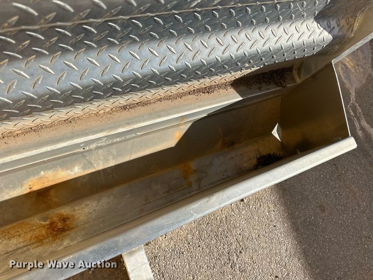 image for item ER8953 Merritt headache rack