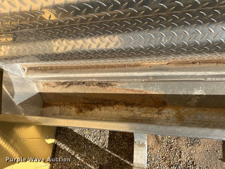 image for item ER8953 Merritt headache rack