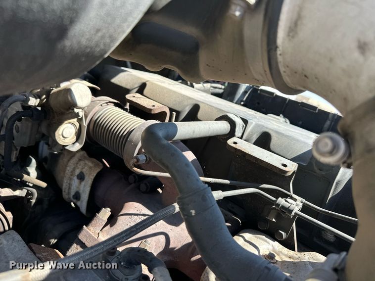 image for item ER8968 2012 Peterbilt 587 semi truck