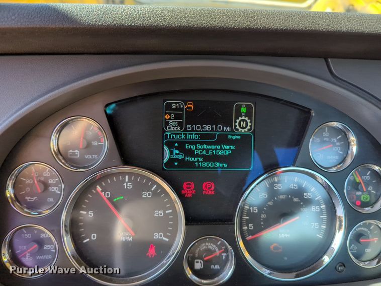 image for item NG9417 2021 Kenworth T680 semi truck