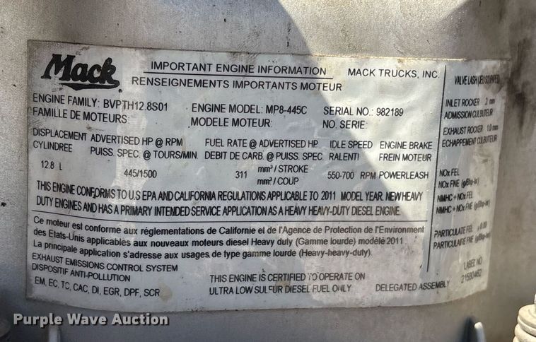 image for item OB9519 2012 Mack CHU613 semi truck