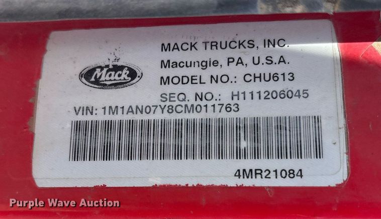 image for item OB9519 2012 Mack CHU613 semi truck