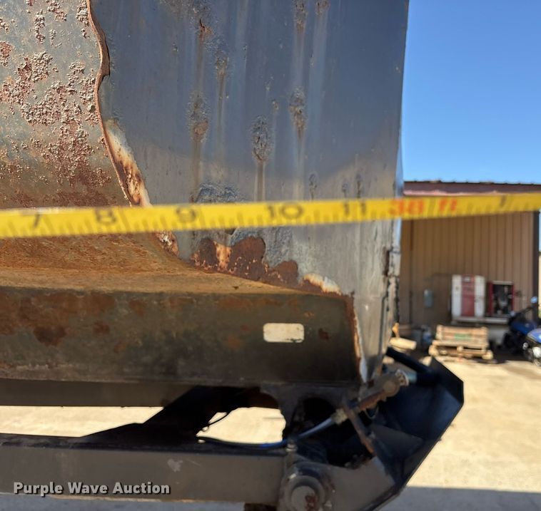 image for item OB9551 2005 Clement Industries Trailers Starlite end dump trailer