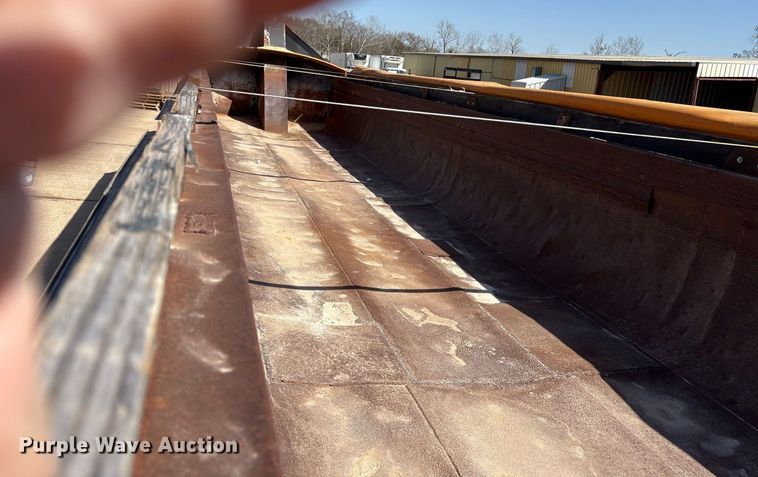 image for item OB9551 2005 Clement Industries Trailers Starlite end dump trailer