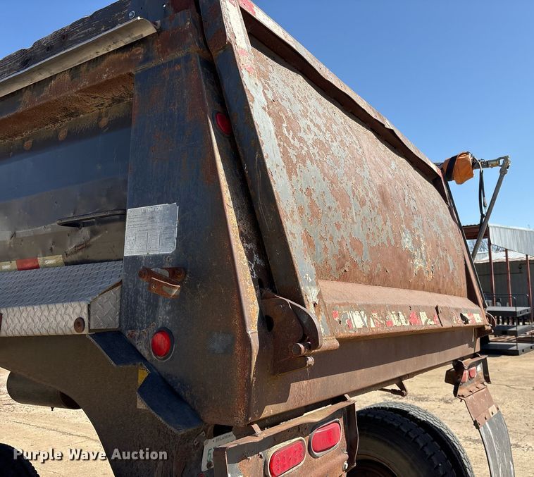 image for item OB9551 2005 Clement Industries Trailers Starlite end dump trailer