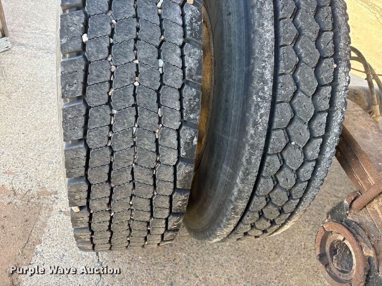 image for item OB9551 2005 Clement Industries Trailers Starlite end dump trailer