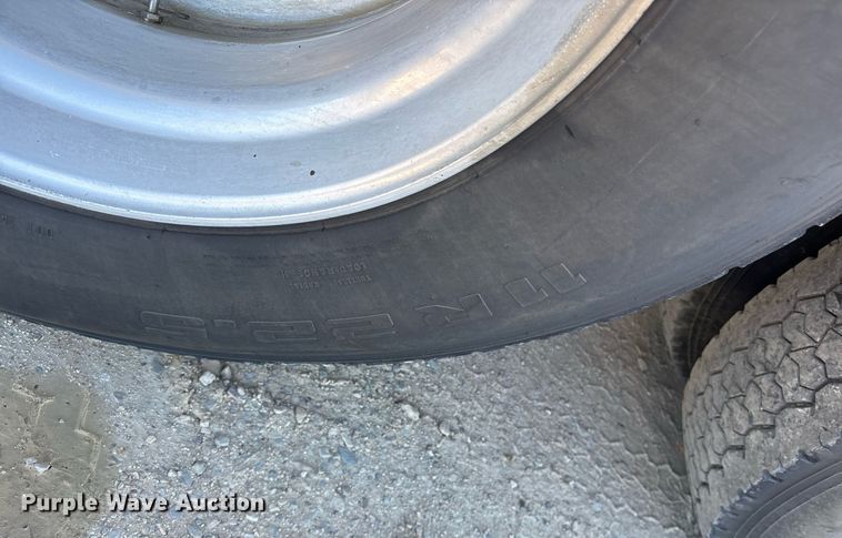 image for item OB9552 2019 Freightliner 122SD semi truck