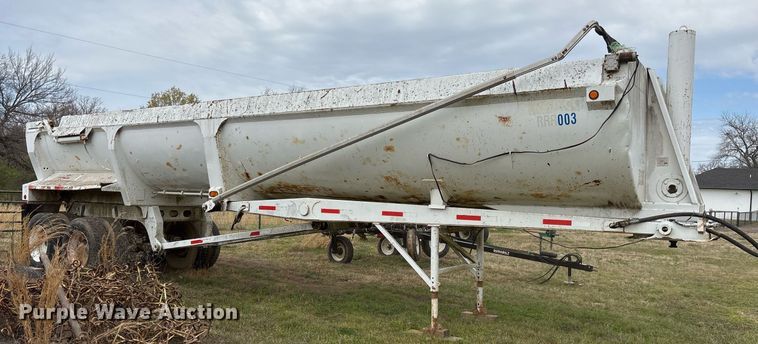 image for item OB9562 1997 Ranch end dump trailer 