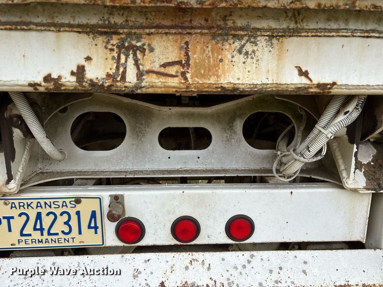 image for item OB9562 1997 Ranch end dump trailer 