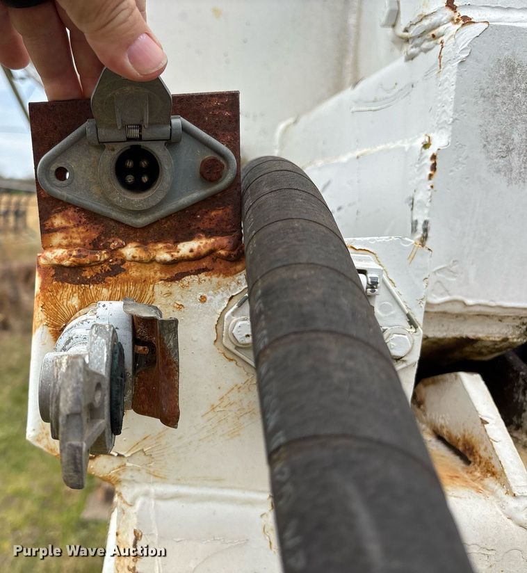 image for item OB9562 1997 Ranch end dump trailer 