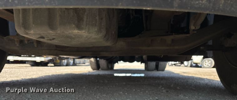 image for item OK9452 2010 Freightliner Cascadia semi truck