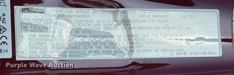 image for item OK9452 2010 Freightliner Cascadia semi truck