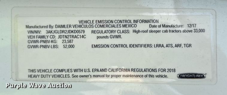 image for item YA0370 2018 Freightliner Cascadia semi truck