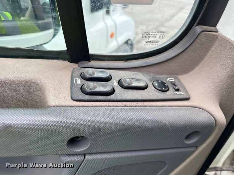 image for item YA0371 2018 Freightliner Cascadia semi truck