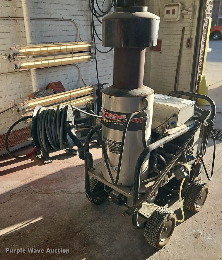 image for item DT7646 Alkota 420X4XUL hot pressure washer