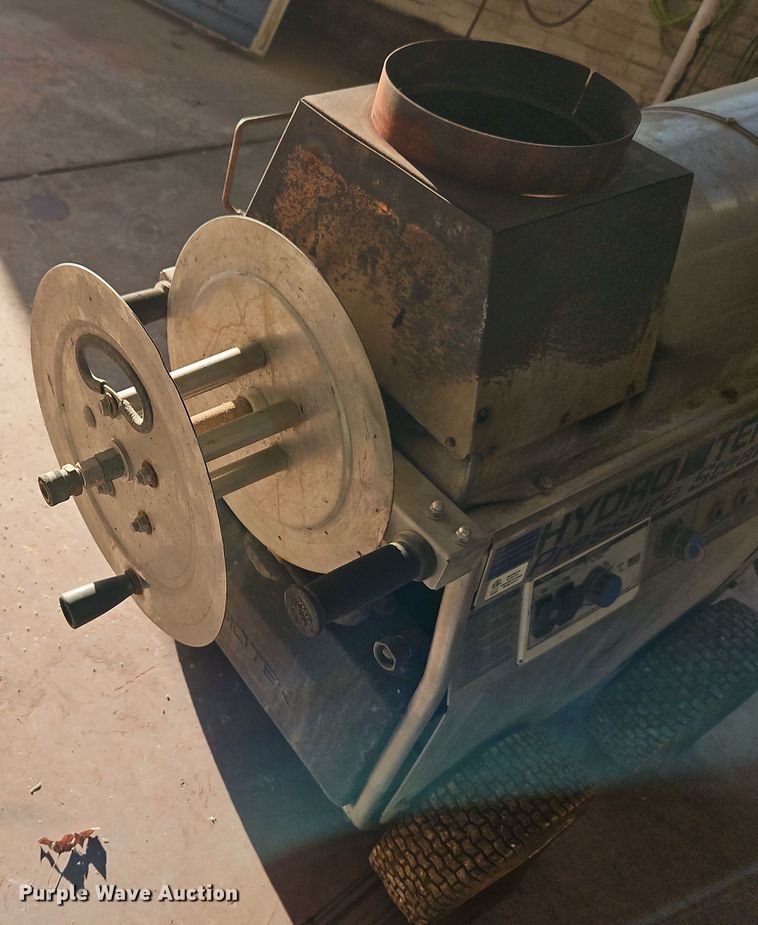 image for item DT7647 Hydrogen Tek HD20004E2G hot pressure washer