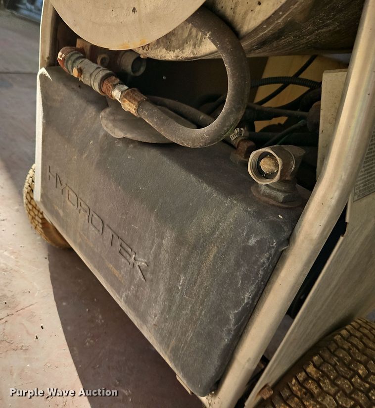 image for item DT7647 Hydrogen Tek HD20004E2G hot pressure washer