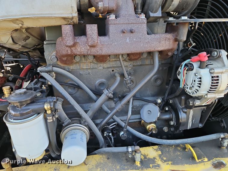 image for item DT7648 Bomag BF815 paver