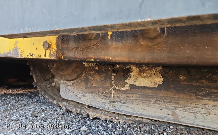 image for item DT7648 Bomag BF815 paver