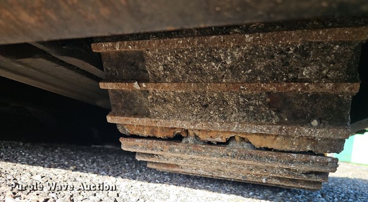 image for item DT7648 Bomag BF815 paver