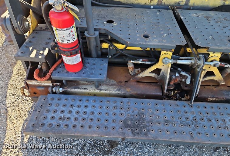 image for item DT7649 Bomag BF815 paver