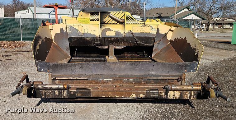 image for item DT7650 Bomag BF815 paver