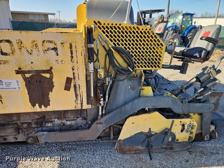 image for item DT7650 Bomag BF815 paver