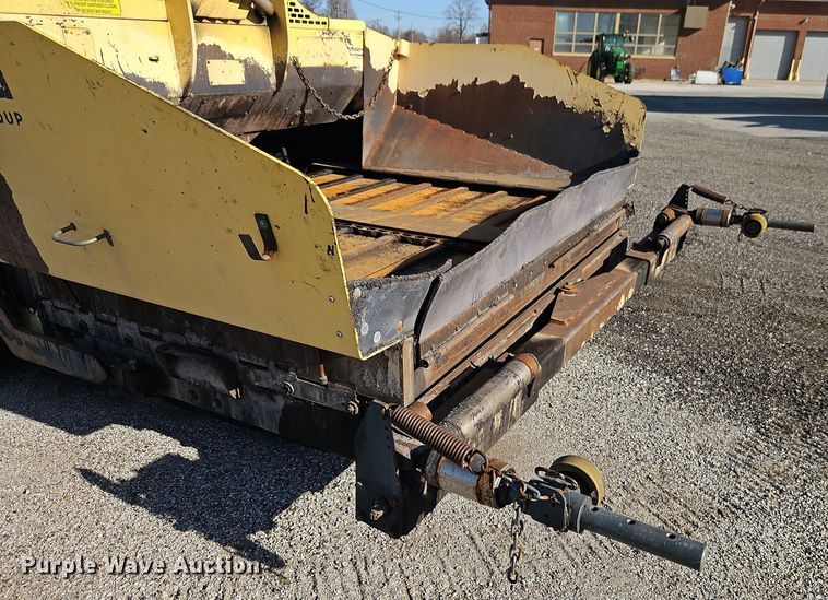 image for item DT7650 Bomag BF815 paver