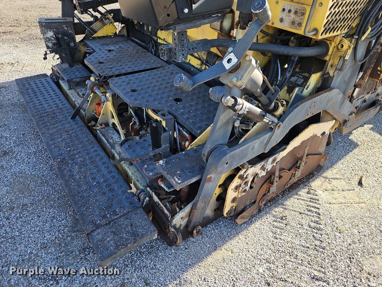 image for item DT7650 Bomag BF815 paver