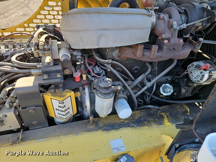 image for item DT7650 Bomag BF815 paver