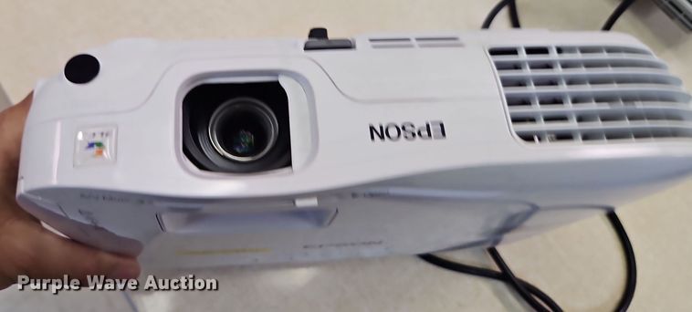 image for item DT7652 EPSON (3) Epson projectors 