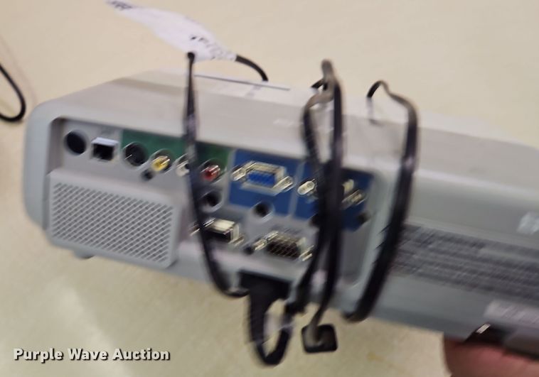 image for item DT7652 EPSON (3) Epson projectors 