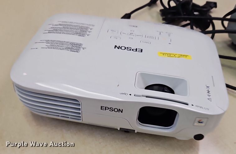 image for item DT7652 EPSON (3) Epson projectors 