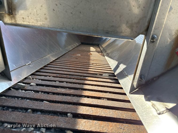 image for item ED4015 2007 International 7400 dump truck