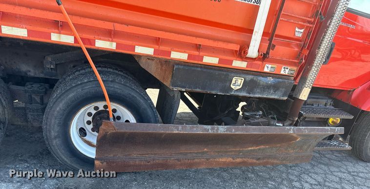 image for item ED4015 2007 International 7400 dump truck