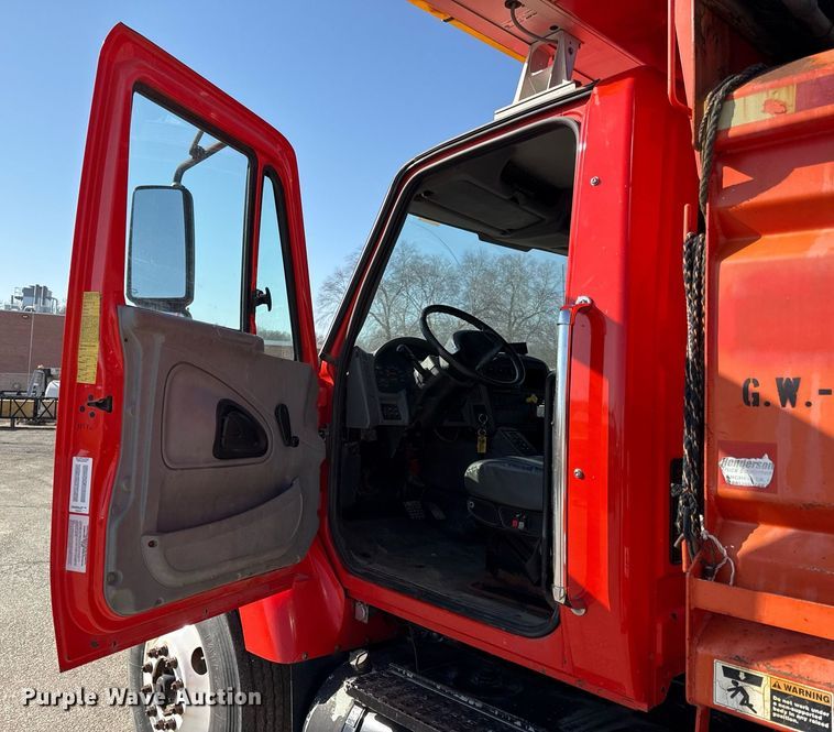 image for item ED4015 2007 International 7400 dump truck