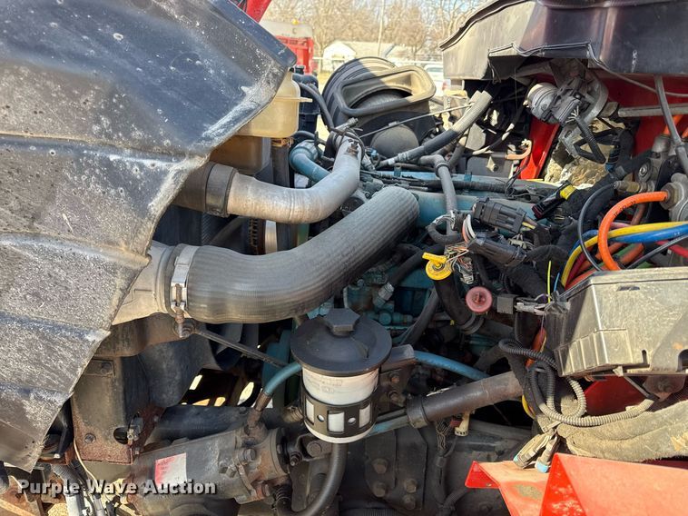 image for item ED4015 2007 International 7400 dump truck