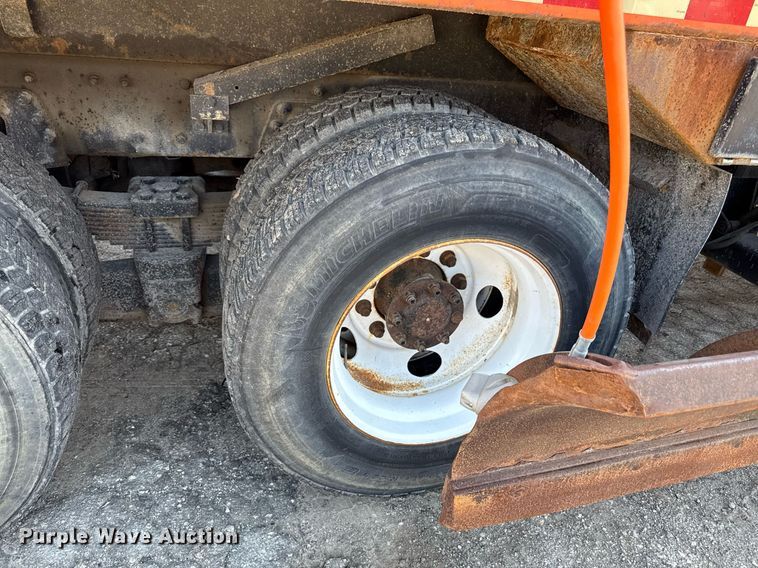 image for item ED4015 2007 International 7400 dump truck