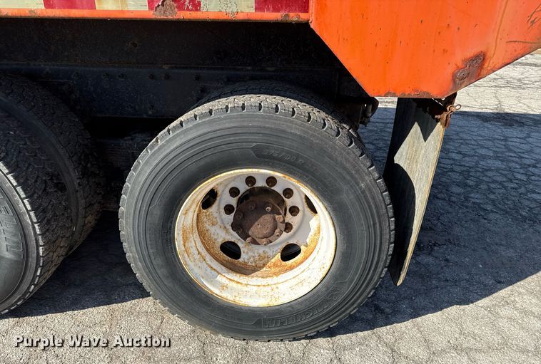 image for item ED4015 2007 International 7400 dump truck