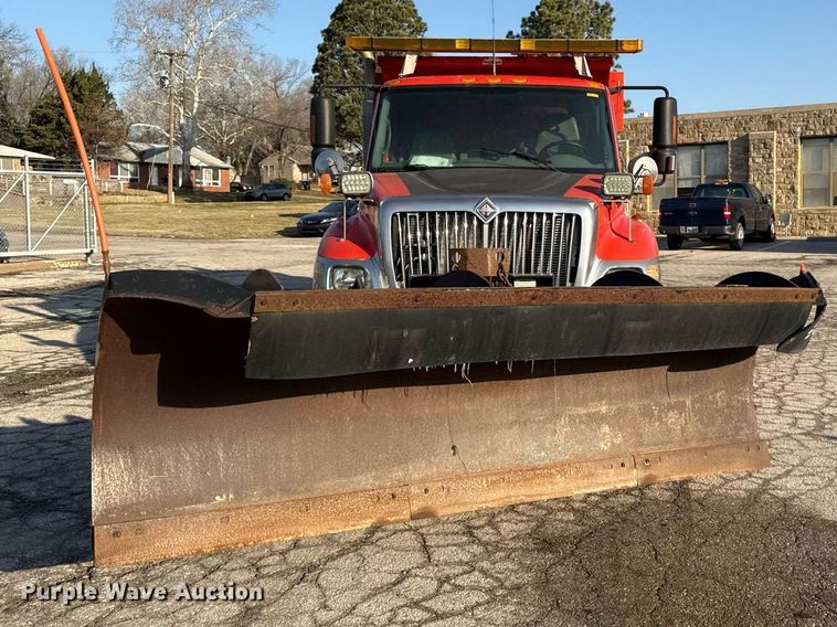 image for item ED4016 2007 International 7400 dump truck