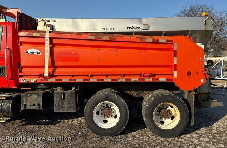 image for item ED4016 2007 International 7400 dump truck