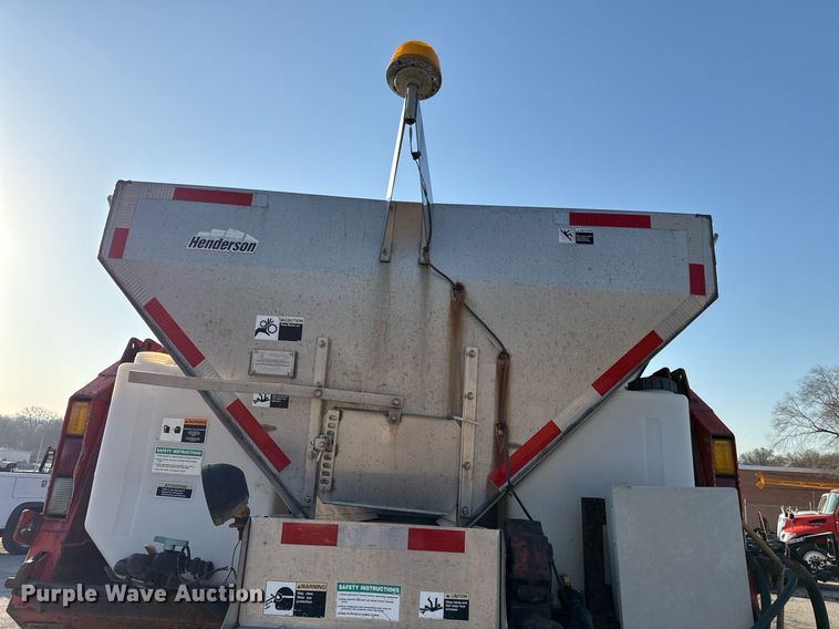 image for item ED4016 2007 International 7400 dump truck