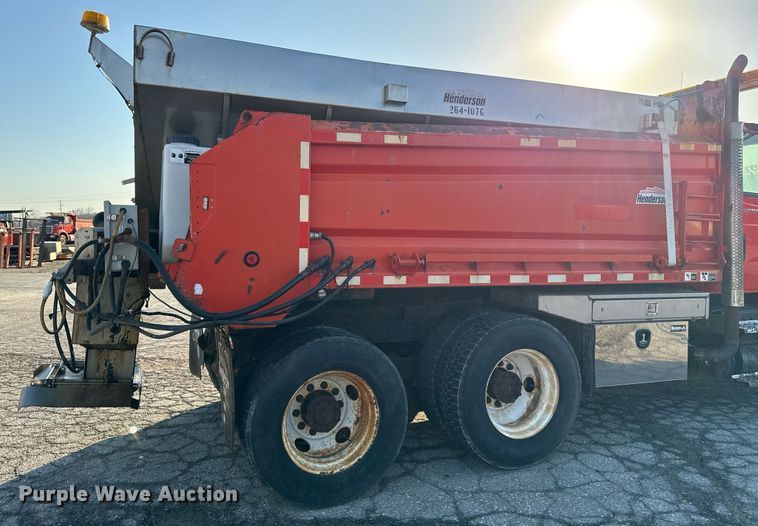 image for item ED4016 2007 International 7400 dump truck