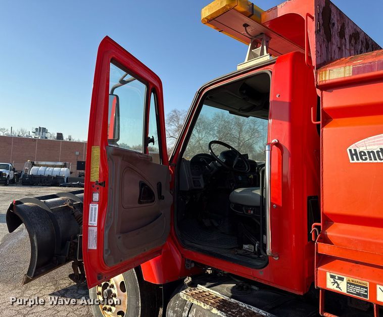 image for item ED4016 2007 International 7400 dump truck